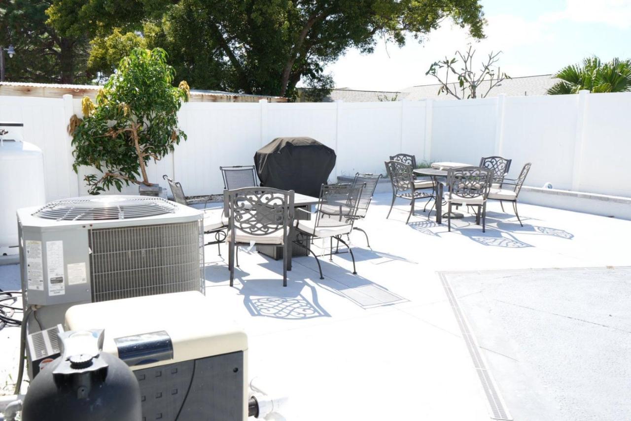 Hosting 1 Villa Tampa Exteriör bild